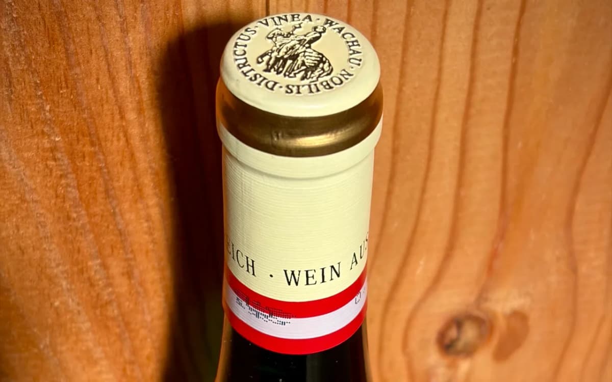 1997 Weingut Knoll – Loibner Grüner Veltliner Smaragd „Ried Loibenberg“ - image 2