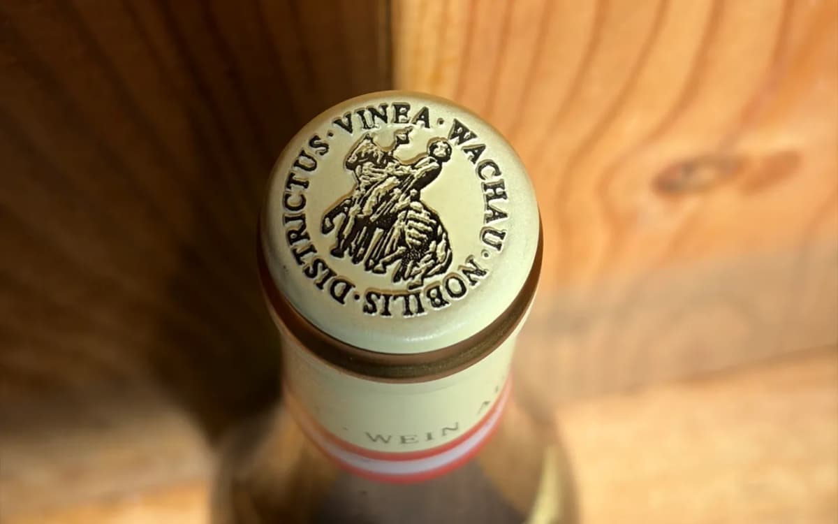 1997 Weingut Knoll – Loibner Grüner Veltliner Smaragd „Ried Loibenberg“ - image 3