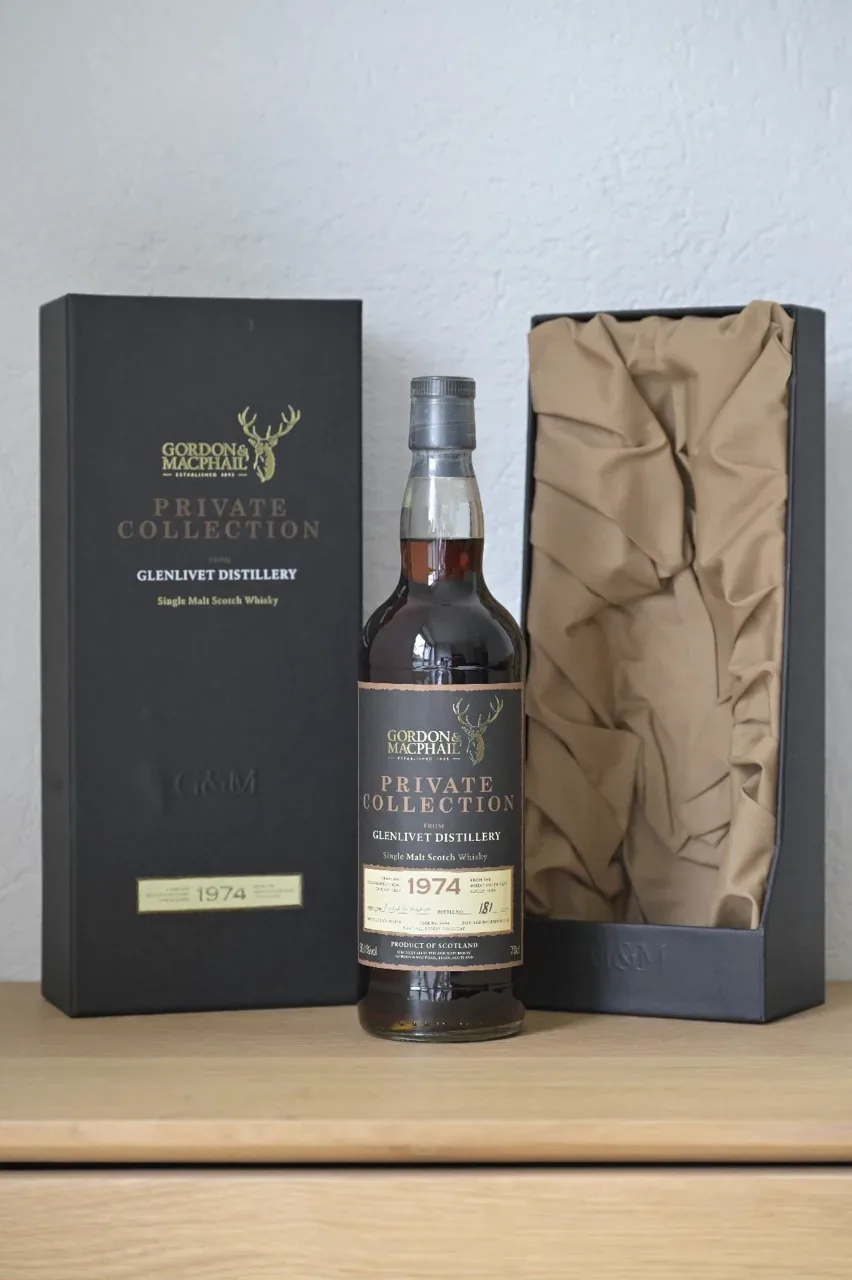 Glenlivet Distillery 1974 -- 36 Jahre! -- Gordon & MacPhail - Private Collection - image 2