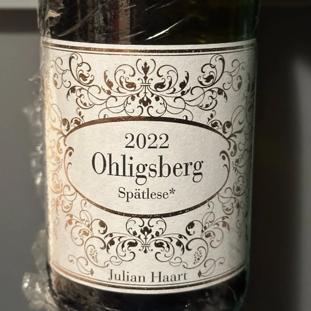 Julian Haart Ohligsberg Spätlese 2022 - White Label - image 1