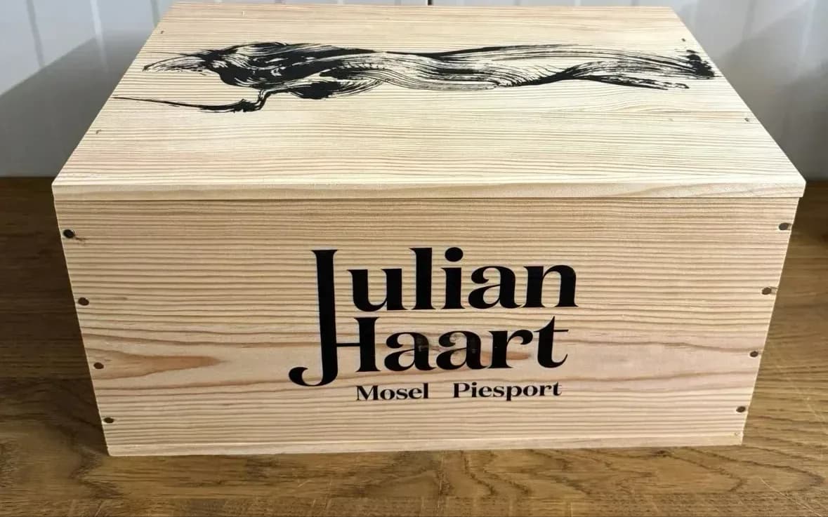 Julian Haart 2022 Kiste - image 1