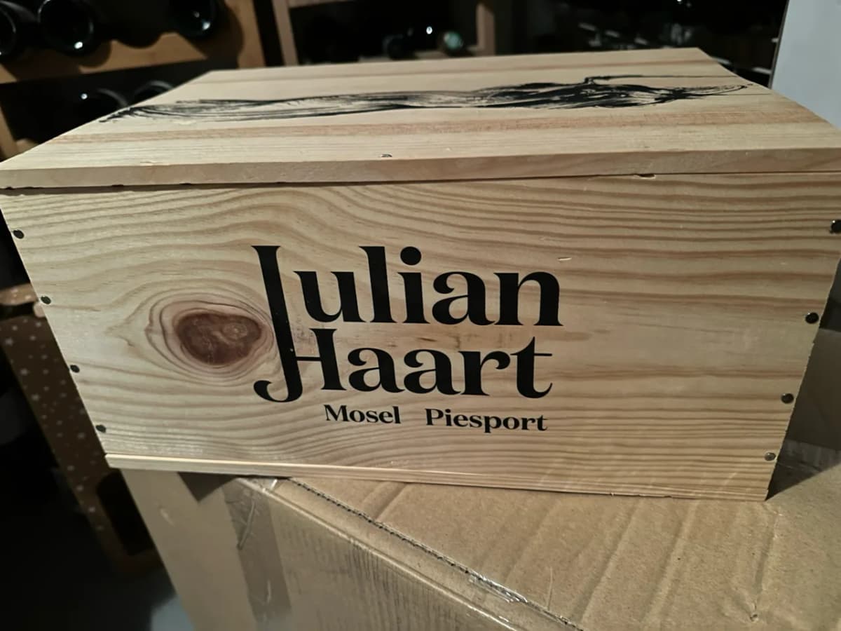 Julian Haart, Lagen Kabinettkiste 2021, 6 x
0.75 - image 1