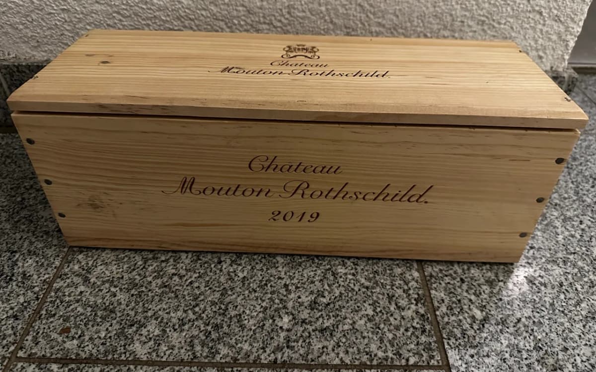 Château Mouton Rothschild 2019 Magnum 1,5 Liter in OHK - image 2