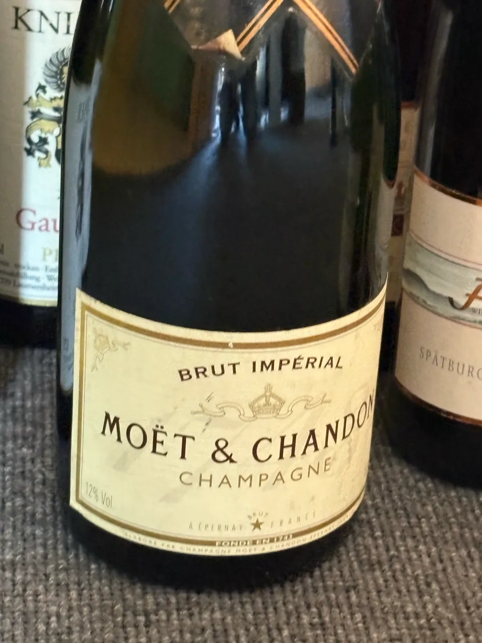 Kellerfund Moët, Knipser & Co - image 3
