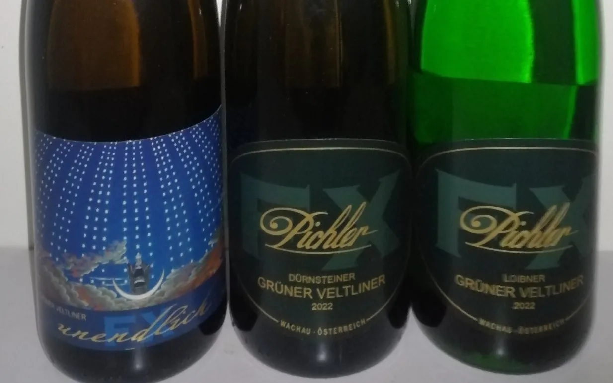 Liste ca 90fl, Wachau, DE Riesling, ein wenig Rot - image 1