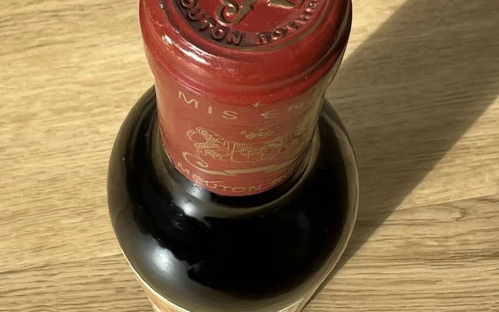 1991 Château Mouton Rothschild Demi (37,5 cl) - image 3