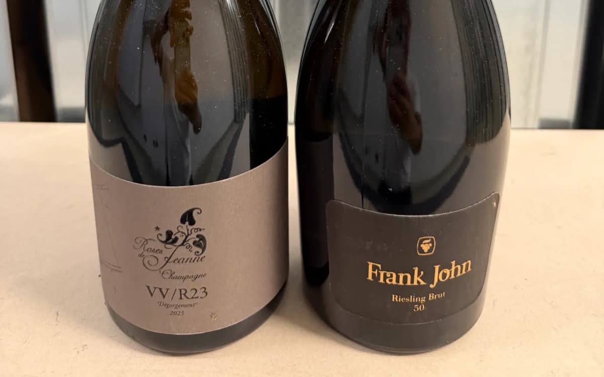 Frank John Riesling Brut 50; Roses de Jeanne Champagne VV/R23 - image 1