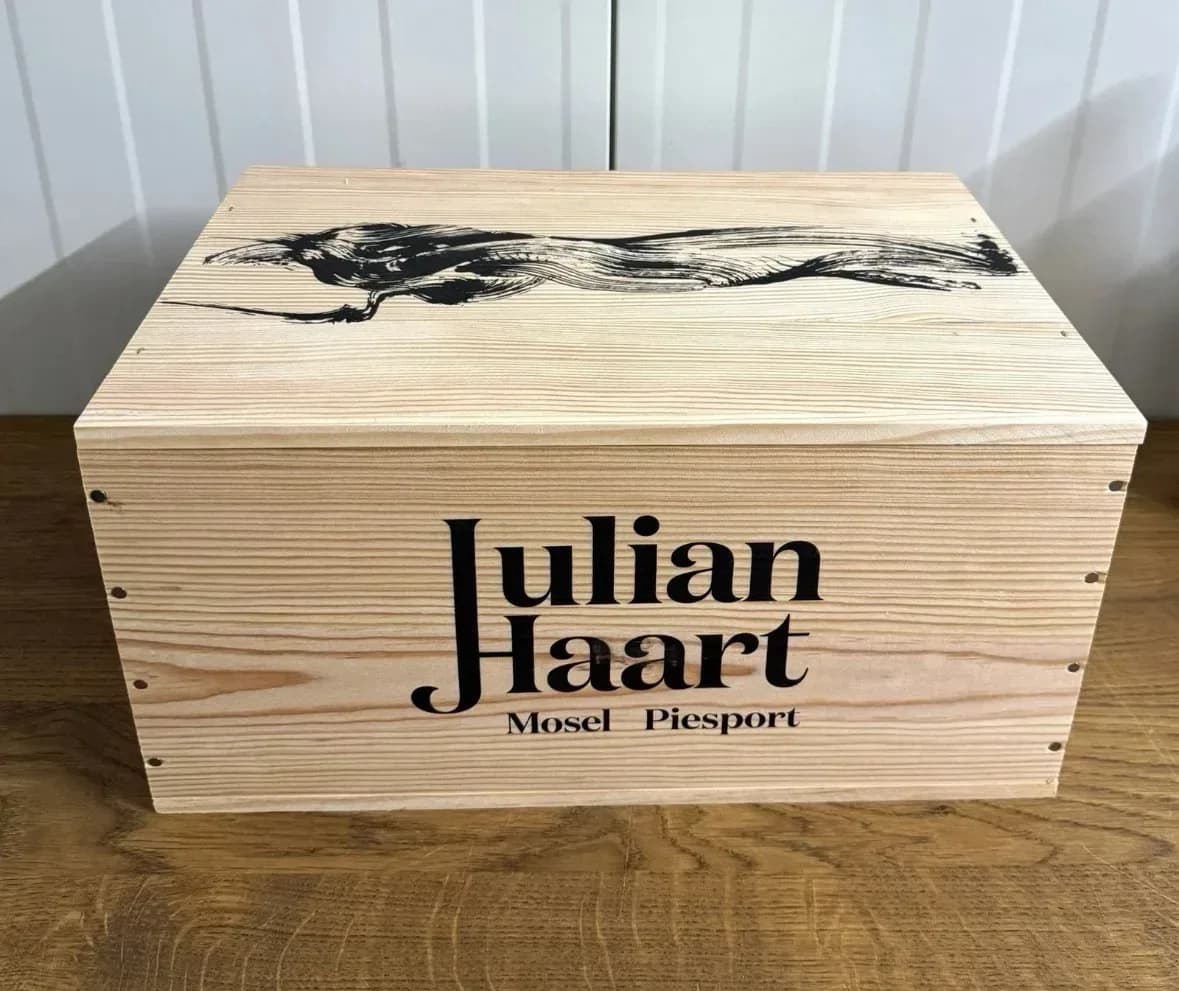 Julian Haart 2022 Kiste - image 1