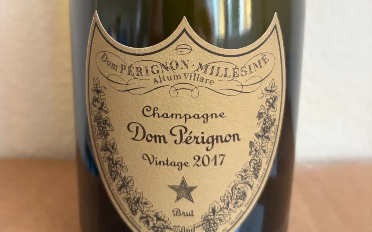 Dom Pérignon Champagne - image 1