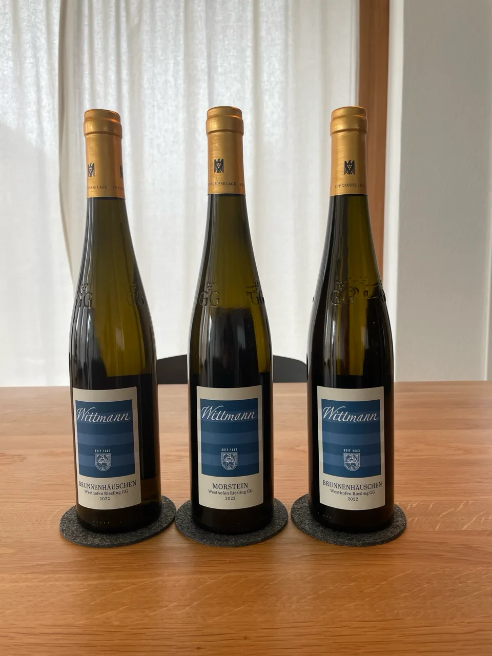 Wittmann 2 Brunnenhäuschen & 1 Morstein - image 1