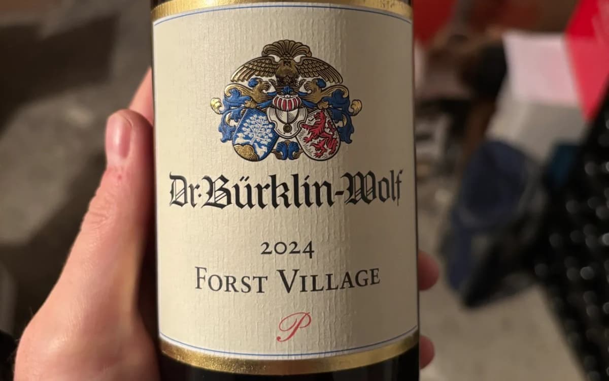 Dr. Bürklin Wolf - Forst Village „P“ 2024 - Sonderabfüllung - image 1