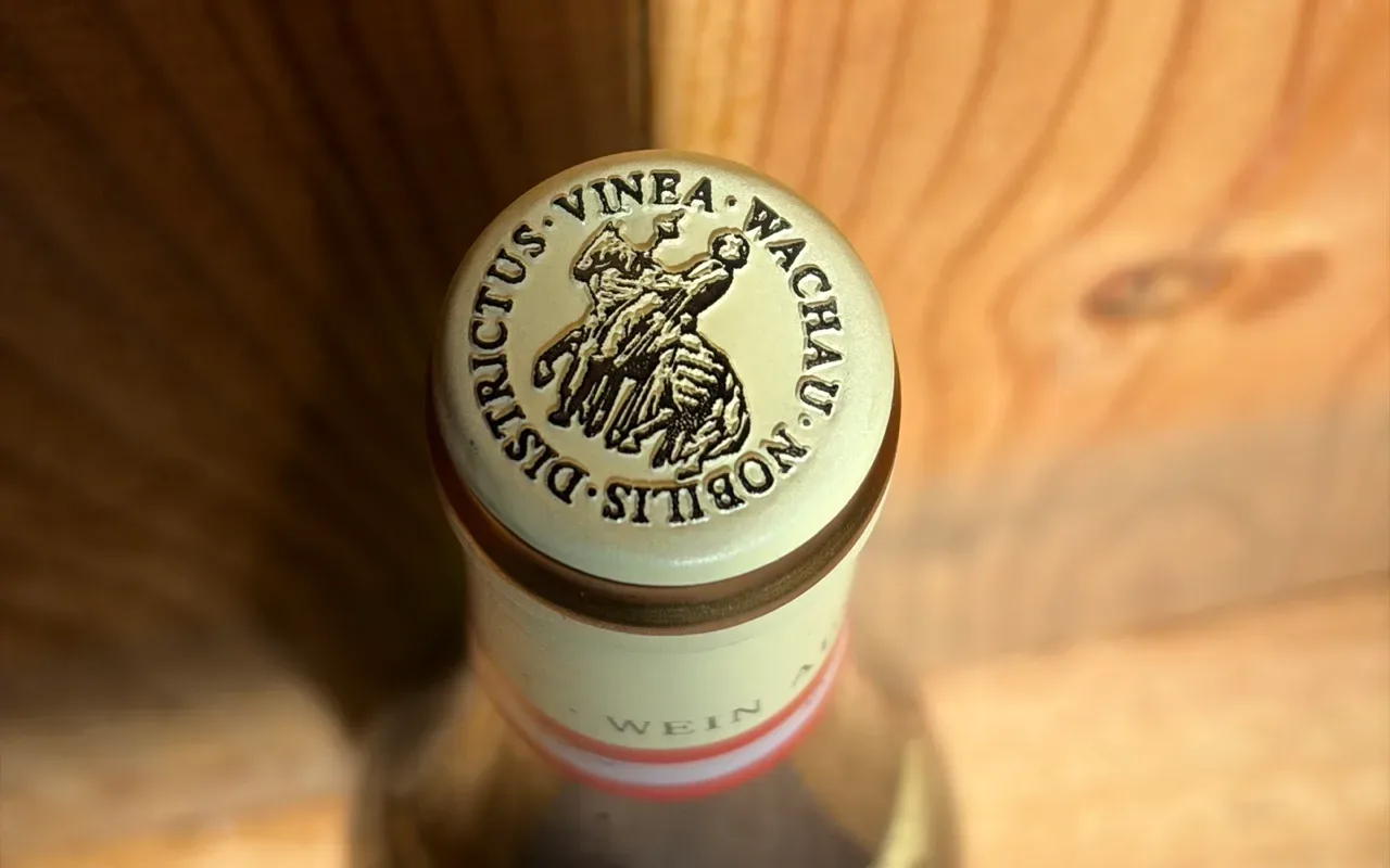 1997 Weingut Knoll – Loibner Grüner Veltliner Smaragd „Ried Loibenberg“ - image 3