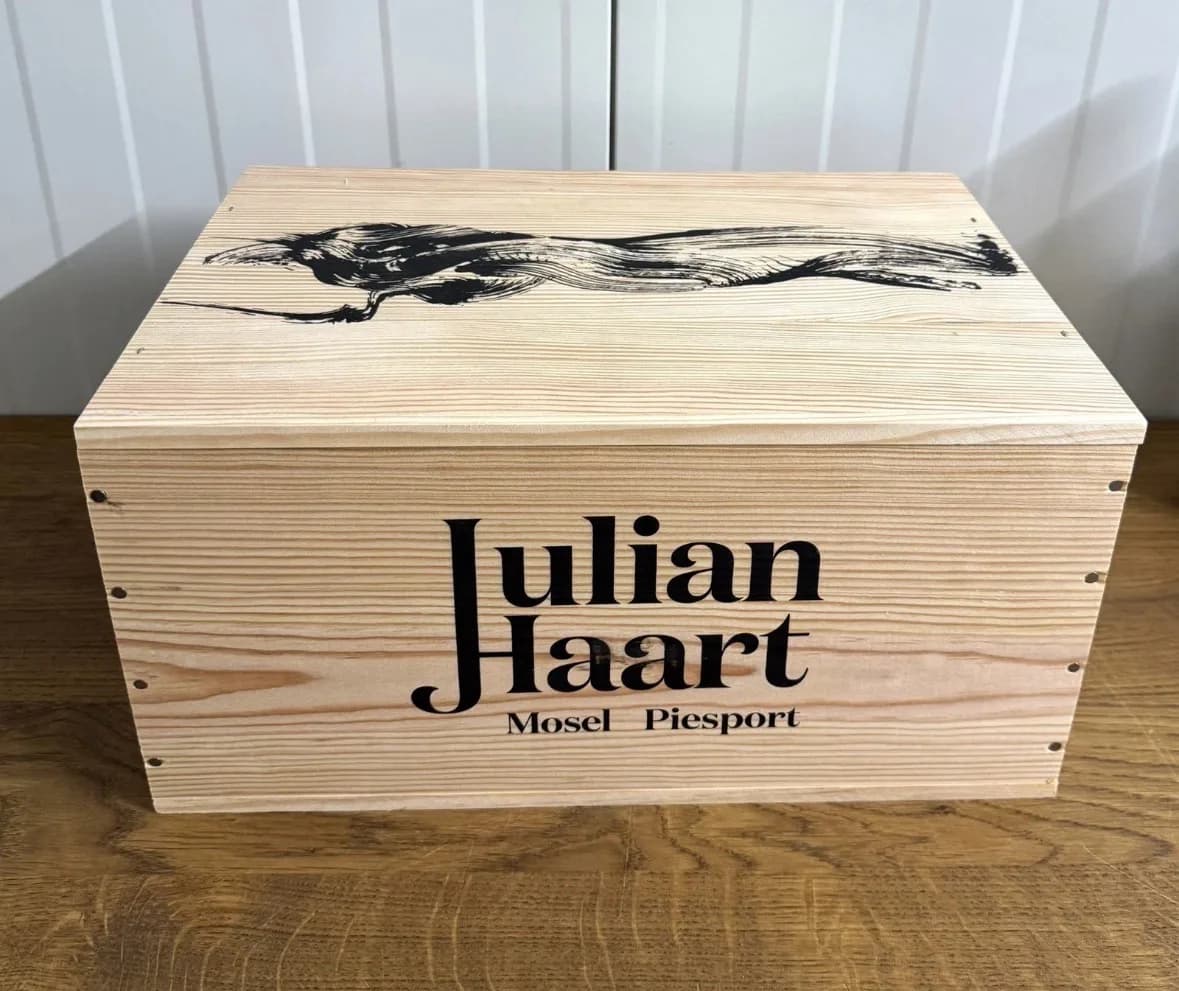 Julian Haart 2022 Kiste - image 1